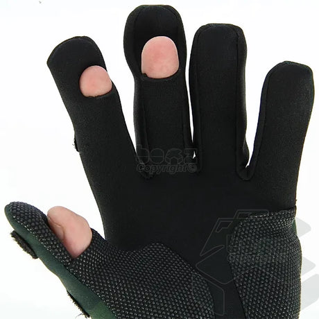 NGT Gloves - Neoprene Gloves in Camo